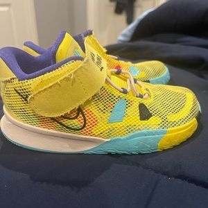 Nike Kyrie 7 gently used